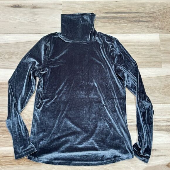 Saks Fifth Avenue Grey Velour Turtleneck Top Women’s Medium - Picture 1 of 3